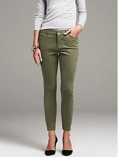 Banana Republic  Green Skinny Ankle Jean Fall Utility Jeans With Buttons, Utility Jeans With Buttons For Fall, Fall Utility Jeans With Button Closure, Green Jeans For Everyday Fall Wear, Everyday Green Jeans For Fall, Ankle-length Green Pants With Side Pockets, Green Ankle-length Utility Pants, Non-stretch Green Jeans, Non-stretch Green Denim Jeans