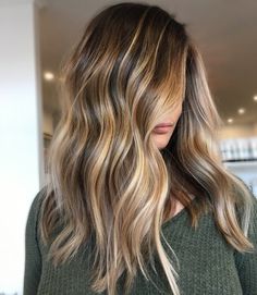 Light Brown Hair Color Ideas, Light Brown Hair Color, Rambut Brunette, Strawberry Blonde Highlights, Brown Hair Color Ideas, Brown Ombre Hair, Brown Hair Looks, Bronde Hair, Brown Hair Color