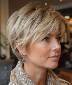 Outfits For Women With Short Hair, Long Tapered Pixie Haircut, Short Hair Growing Out, Pixie Hairstyles 2025, Hairstyles For 50 Year Old Women Short, Short Hair Styles For Fine Hair, Hairstyles For Short Fine Hair, Short Choppy Hairstyle Women, Short Hair Fat Face