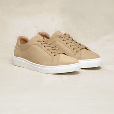 The Palestra Due - Latte - Suede - M.Gemi Modern Beige Sneakers With Rubber Sole, Modern Cream Sneakers With Removable Insole, Modern Beige Sneakers With Removable Insole, Beige Leather Sneakers For Light Sports, Classic Beige Sneakers For Everyday, Modern Beige Sneakers For Spring, Modern Beige Spring Sneakers, Puma Sneaker, My Style