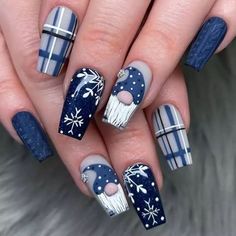 Cute Festive Nails, Santa Nails Christmas, Hannukah Nail Ideas, Snowman Nail Art, Blue Christmas Nails, Year Nails, Blue Nail Art Designs, Manicure Nail Designs, Fall Gel Nails