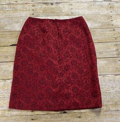 Ann Taylor Red Brocade Pencil Skirt Sz 6 | eBay Elegant Red Midi Pencil Skirt, Elegant Red Lined Pencil Skirt, Elegant Red Pencil Skirt, Red Fitted Midi Pencil Skirt, Elegant Red Pencil Mini Skirt, Red Fitted Pencil Skirt, Red Lined Pencil Skirt, Elegant Red Fitted Mini Skirt, Red Pencil Skirt For Formal Occasions