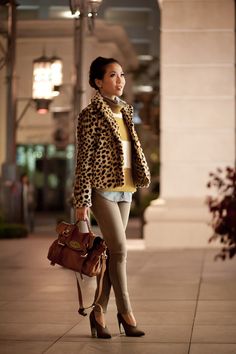 cheetah-coat Cheetah Coat, Wendy's Lookbook, Om Nom, Passion For Fashion, Autumn Winter Fashion, Chic Style, Leopard Print, Winter Fashion, Fashion Looks