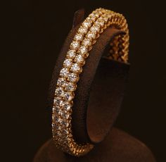 Solitaire diamond bangles Simple Diamond Bangles, Solitaire Bangles, Latest Jewellery Designs, Antique Gold Jewelry Indian, Antique Jewellery Designs, Gold Jewelry Stores, Antique Jewelry Indian