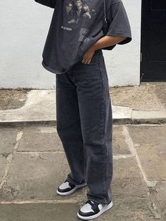 Jean boyfriend à taille haute - Streetwear Society-Noir-S- Black Boyfriend Jeans, High Waisted Boyfriend Jeans, Boyfriend Jeans Style, Jeans Online Store, High Rise Boyfriend Jeans, Baggy Jeans Outfit, Black Boyfriend, Black Jeans Outfit, Boyfriend Denim