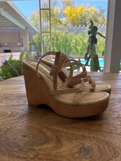 Neutral, braided, raffia, wedge heels with ankle straps. Heels are in overall great condition with no major flaws. Insole reads Chinese Laundry, size 6.5.  Measurements Insole 9in/23cm Width 3in/7.5in Heel 4.5in/11.5cm Follow us on Instagram @littlemissvintage3 https://www.Instagram.com/littlemissvintage3 *Please read all policies on this and our policy page prior to making your purchase. *Please feel free to message me with any questions you may have as returns are not accepted. Response time is typically 1-2 days. *Check out our shop for other amazing vintage finds and our sister store LMVHome for gorgeous housewares. **Attention International Buyers There may be additional custom/Vat/import fees or taxes if shipped internationally. Buyer assumes all associated costs. Please also check w Summer Vacation Wedge Heel Lace-up Sandals, Brown Wedge Heels With Woven Sole, Vintage Brown Wedge Heels, Lace-up Espadrille Platform Wedge Sandals, Straw Wedge Sandals With Buckle Closure, Open Toe, Womens Espadrilles Wedges, Women's Espadrilles, Chinese Laundry, Ankle Straps