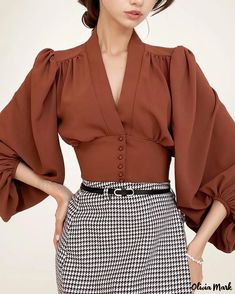 OliviaMark - Palace Lantern Sleeve Slim Fit Long Sleeve Dress Shirt - Ling Shirt Satin Bluse, Long Sleeve Fitted Dress, Button Shirts, White Shirt Blouse, Slim Fit Dress Shirts, Retro Mode, Slim Fit Dresses, Puff Sleeve Blouse, Crop Top Blouse