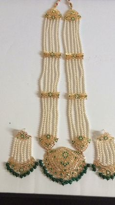 Moti Jewellery, Hyderabadi Jewelry, Jadau Jewellery, Bridal Jewelry Sets Brides, Kundan Jewellery Bridal, Diamond Flower Pendant, Rani Haar, Gold Jewelry Simple Necklace