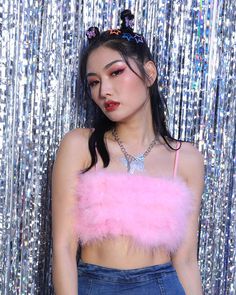 Model (WearingS):• Height: 170cm | Bust: 88cm | Waist: 65cm | Hip: 90cmDetails:Pink crop top with fluffy detailsLength: CroppedSleeve Length: SleevelessMaterials: 95% Polyester + 5% Spandex Pink Crop Top For Spring Party, Winter Party Top With Feather Trim, Trendy Feather Trim Tops For Spring, Winter Party Tops With Feather Trim, Trendy Pink Cropped Crop Top, Trendy Pink Cropped Top, Pink Y2k Style Party Tops, Cute Pink Crop Top For Party, Pink Y2k Cropped Crop Top