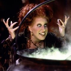 Hocus Pocus Characters, Hocus Pocus Witches, Funny Note, Witch Costumes, Bette Midler, Witch Halloween Costume, Trivia Quiz