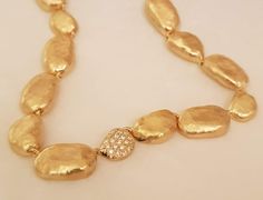 Hammered Gold Wedding Ring, Unique Gold Wedding Rings, Gold Beads Necklace, Bean Necklace, Luxury Diamond Jewelry, Pebble Necklace, Diamonds Necklace, Chunky Statement Necklace, Gold Jewelry Sets