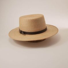 Description The Wide Brim Straw Sun Hat - Cozumel for Men & Women is inspired by hats worn by gondoliers in Venice. The Cozumel Sun Hat has a stiff flat crown and brim with a genuine leather hatband. The lightweight construction and tightly woven pattern make it an excellent accessory for a morning on the water. Wide Brim Straw Sun Hat - Cozumel for Men & Women works just as well afternoon at a social gathering, or an evening... drinking a cold one with your pals. Brim 3" Crown 4" Featherweight Natural Adjustable Boater Hat With Flat Crown, Classic Natural Flat Brim Hat, Classic Toquilla Straw Sun Hat With Flat Crown, Brown Toquilla Straw Boater Hat With Flat Brim, Classic Sun Hat With Flat Crown In Toquilla Straw, Classic Toquilla Straw Hat With Flat Crown, Classic Natural Sun Hat With Flat Brim, Classic Brown Sun Hat With Flat Crown, Classic Adjustable Flat Brim Boater Hat