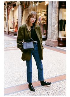 Lizzy Hadfield, Outfit Botas, Dressy Casual Outfits, Mum Fashion, Layering Outfits, Love Clothing, Casual Winter Outfits, Outfit Inspo Fall, Fall Winter Outfits