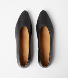 Slip into comfort and style with these versatile black leather ballet flats! Featuring a pointed toe design, these flats are perfect for any occasion. Dress them up or down, these flats are sure to be a staple in your wardrobe. True to size Material: Leather Heel height: 0.25" Imported Seychelles Wipe with soft cloth | Karen Kane Pointed Toe Ballet Flats in Black, Size 9.5, Plain Elegant Pointed Toe Ballet Flats For Everyday, Spring Pointed Toe Ballet Flats For Business, Spring Business Ballet Flats With Pointed Toe, Office Ballet Flats Slip-on Almond Toe, Office Slip-on Ballet Flats With Almond Toe, Office Ballet Flats With Almond Toe, Classic Pointed Toe Ballet Flats For Business, Office-appropriate Almond Toe Ballet Flats With Slip-on Fit, Business Ballet Flats For Fall