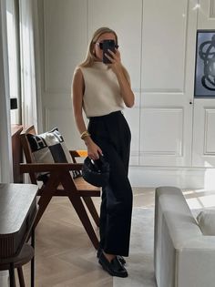 25 Chic Business Casual Outfits To Wear In Or Out Of The Office