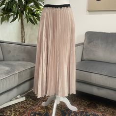 Pleated Champagne Pink Skirt From Zara In Size Medium And Maxi Length. Super Flowy And Fancy For All Events. Elegant Pink Midi Pleated Skirt, Chic Pink Stretch Maxi Skirt, Elegant Pink Flowy Pleated Skirt, Elegant Pink Pleated Maxi Skirt, Elegant Pink Stretch Maxi Skirt, Zara Pleated Maxi Skirt For Spring, Zara Midi Pleated Skirt, Zara Chic Long Pleated Skirt, Zara Relaxed Pleated Lined Skirt