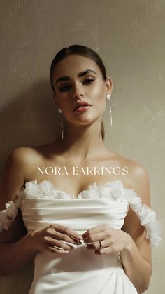 The Nora Pearl Earrings exude timeless elegance with a touch of luxury. These dainty and glamorous earrings are the perfect addition to any sophisticated look, offering stunning beauty for every occasion. Glamorous Earrings, Earrings Design, Earrings Inspiration, Trendy Earrings