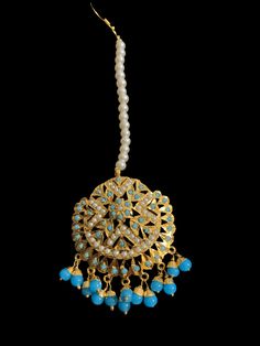 long rani haar with earrings and tika Made using Jadau pearls with turquoise beads and 22ct gold plating Rani Haar, Silver Jewelry Earrings, Silver Jewelry Pendant, Jewelry Design Necklace, Turquoise Beads, Pendant Set, Gold Plating, Pendant Jewelry, Jewelry Stores