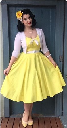 Amarillo Lilac Cardigan, Retro Yellow, Robes Vintage, Look Retro, Rockabilly Dress, Rockabilly Fashion