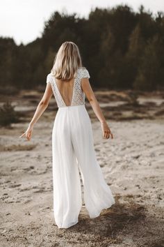 [Brautjumpsuit NOÈ] - [light and lace] Lace Jumpsuit Wedding, Jumpsuit Wedding Dress, Wedding Dress Jumpsuit, Bride Jumpsuit, Boho Bridal Gowns, Wedding Dress Chiffon, Lace Jumpsuit