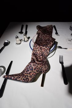 Handcrafted from the finest blend of stretch fabrics, Hertford St takes the leading role in a night out on the town. The key leopard print together with the pointed toe and a 100mm stiletto heel make this over-the-knee boot in an expression of sheer elegance and sensuality. #lamaralondon #style #glamour #shoe #heels #party #fashion #chic #aesthetic #boots #leopardprint Heels Photoshoot, Aesthetic Boots, Leopard Print High Heels, Shoe Heels, Creative Shot, Chic Aesthetic, Knee Boot, Fashion Chic, Party Fashion