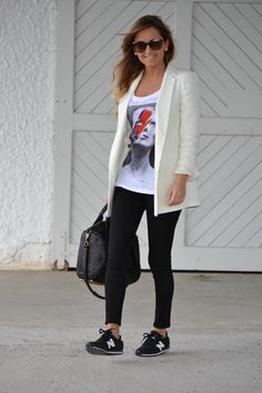 New Balance Outfit, Blazer Jeans, Sneakers Outfit, Outfit Casual, Look Chic, Look Fashion, Sport Outfits, New Balance