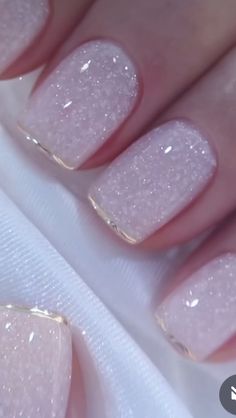 Classy Sparkle Nails, Ombre Nail Designs Short Nails, French Tip Nails With Shimmer, Wedding Nails For Bride Bridal Simple, Sparkly White Ombre Nails, White Shimmer Ombre Nails, Sparkly Summer Nails Glitter, White Nails With Iridescent Glitter, Silver Sparkle Ombre Nails