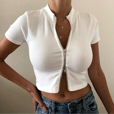 Top With Zipper, Zipper Shorts, White Crop, White Crop Top, Women's Tops, Summer 2024, Color White, Crop Top, Short Sleeves