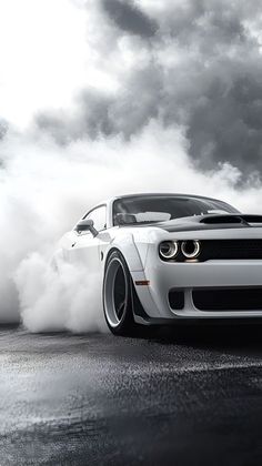 White Challenger Dodge, Dodge Challenger Modified, Dodge Challenger Hellcat 4k Wallpaper, White Car Background, Dodge Challenger Wallpapers 4k, Dodge Car Wallpaper, Burnout Wallpaper, Car Profile Pics, Car Background Hd