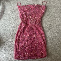 Pink Sequins, Tight Mini Dress With Strappy Back. Lucy In The Sky Size M, Never Worn! Pink Sparkly Mini Dress, Lucy In The Sky Dress, Short Green Dress, Sparkle Mini Dress, Sparkly Mini Dress, Sky Pink, Tight Mini Dress, Lucy In The Sky, Sequin Bodycon Dress