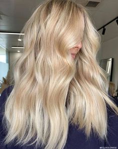 Natural Blonde Root Melt, Blonde Balayage Ideas, Butter Blonde Hair, Butter Blonde, Warm Blonde Hair, Balayage Ideas, Buttery Blonde, Summer Blonde Hair