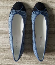 Copenhagen Shoes, Chanel Flats, Navy Girl, Denim Flats, Blue Aura, Timeless Shoes, Chic Shoes, Denim Chic, Fancy Shoes