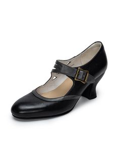 Step into timeless elegance with these vintage Mary Jane shoes, crafted to evoke the charm of the Regency and Victorian eras. Featuring a classic T-strap design with a delicate buckle, these shoes offer both style and comfort for historical fashion enthusiasts or anyone looking to add a touch of retro flair to their wardrobe. Material: Genuine leather upper with a smooth finish and durable rubber soles. Design: A perfect blend of vintage aesthetics and modern craftsmanship, these heels boast a curved silhouette and a secure buckle strap for added style and fit. Heel Height: Comfortable kitten heel height at approximately 2.5 inches (6.5 cm). Versatile Styling: Whether for a themed event or adding a historical edge to everyday wear, these shoes are the perfect addition to any vintage-inspir Simple Satin Wedding Dress, Antoinette Dress, Nontraditional Wedding Dress, Wedding Dresses High Low, Champagne Evening Dress, Fairy Wedding Dress, Sequin Evening Gowns, Gothic Wedding Dress, Vintage Aesthetics