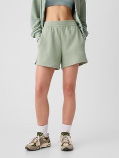 5" Fleece Shorts | Gap Factory Casual Bottoms With Pockets For Weekend, Comfortable Sweats With Pockets And Straight Hem, Sporty Bottoms With Pockets For Weekend, Sporty Relaxed Fit Bottoms For Weekend, Cotton Sweats With Pockets For Spring, Spring Cotton Sweats With Side Pockets, Comfy Sweats With Elastic Waistband For Spring, Spring Cotton Sweats With Pockets, Cotton Sweats With Side Pockets For Spring