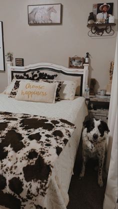 Cute Western Bed Sets, Cowprint Bedding Sets, Country Room Aesthetic, Cow Print Bed Covers, Western Bed Frame, Cowhide Bedroom, Cow Print Bedding Brown, Western Bed