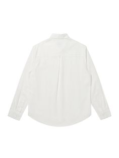 This is a comfortable and refined shirt by SOLEW that is made out of high quality and sturdy material. With distinctive mood of the design and comfortable wear, you can style it for your daily outfit.- Cool touch of linen 100% fabric- Logo embroidery and back loop detail- Minimal and clean mood Classic Linen Tops With Spread Collar, Classic Linen Top With Spread Collar, Classic Unstructured Linen Tops, Modern White Linen Shirt, Modern White Blouse With Placket, Linen Workwear Top, White Relaxed Fit Blouse With Placket, White Linen Shirt For Daywear, Solid Linen Tops For Work