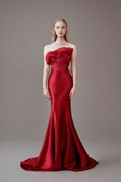 Gaun Koktail, Long Red Dress, Dreamy Dress, Gala Dresses, Long Red, Couture Gowns, Glam Dresses, Gorgeous Gowns, Beautiful Gowns