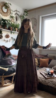 Bohemian Aesthetic Clothes, Grunge Hippy Outfits, Adventurous Outfits, Foraging Outfit, Fairy Hippie Outfits, Long Skirt Witchy Outfit, Bohemian Witch, Earthy Outfits Long Skirts, Forest Witch Outfit