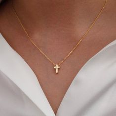 Enhance your style with our Cross Initial Gold Necklaces. These stunning necklaces feature a gold pendant in the shape of a cross, plated in lustrous gold. They can be personalized with an initial, adding a touch of uniqueness and sentimentality.  #YOU MAY LIKE THIS Small Disc Bracelet https://www.etsy.com/listing/1512910617/small-disc-bracelet-round-initial Personalized coin disc anklet https://www.etsy.com/listing/1514227907/personalized-coin-disc-anklet-summer # HOW TO ORDER 1.enter prefer ON Gold Cross Charm Necklace Gold-plated, Dainty Gold-plated Cross Necklace Gift, Elegant Gold-tone Cross Necklace, Tarnish-resistant Yellow Gold Cross Pendant Necklace, Elegant 14k Gold-filled Cross Pendant Necklace, Summer Anklets, Initial Necklace Gold, Stunning Necklace, Keep Jewelry