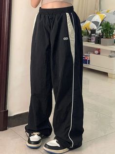 ⚡️Free Shipping 2023 Contrast Piping Black Baggy Sweatpants Black L under $31.00 in Pants at AnotherChill.com Online. Style: Casual/Street/Vintage/Preppy/Punk/Hip Pop/Sporty. Fabric Content: Polyester Blend. Fit Type: Loose fit. : These wide-leg girls sweatpants have a stretch drawstring toggle waist style, features contrast panels & piping detail along the side, and with functional pockets design.. ✓2023 S/S OUTFITS. Check reviews and buy Contrast Piping Black Baggy Sweatpants today. Black Baggy Sweatpants, Hip Hop Joggers, Girl Sweatpants, Baggy Sweatpants, Streetwear Pants, Wide Leg Sweatpants, Vintage Preppy, Casual Joggers, Blue Streetwear