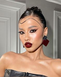 Bold Makeup Looks, Evening Makeup, Stunning Makeup, Bold Makeup, Fall Makeup, Editorial Makeup