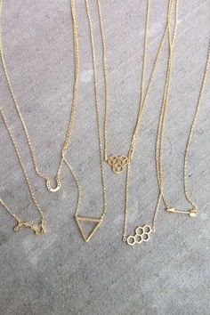 collares minimalistas. Cincin Diy, Job Vacancy, Gold Shop, Constellation Necklace, Jewellery Gold, Jewellery Shop, Rings Simple, Pretty Jewellery, Kolkata