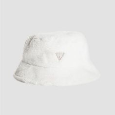 Guess Sherpa Bucket Hat. New W/Tags. Elevate Your Everyday Look With This Nostalgic Bucket Hat Designed With A Soft Fleece Fabrication And Embroidered Logo. Sherpa Bucket Hat, Bucket Hat Design, Hat Designs, Everyday Look, Bucket Hat, Color White, Women Accessories, Tags, Hats