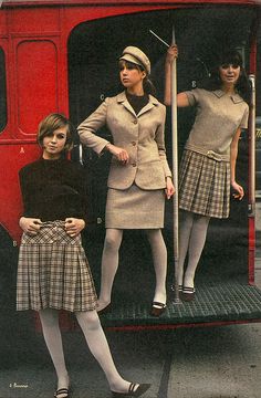 1966 Mary Quant Fashion, Dandy Look, Pattie Boyd, 1960s Outfits, Three Women