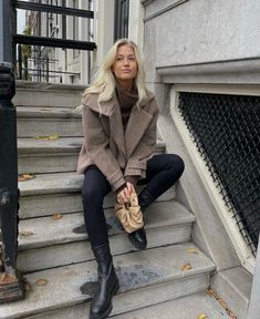 Insta Inspiration, Autumn Style, Weekend Style, Classy And Fabulous, Barcelona, Autumn Fashion, Normcore, Fashion Inspo, Fall Winter