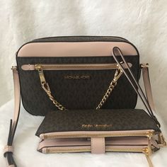 New. 100% Authentic Jet Set Travel Large Ew Zp Chain Xbody Crossbody Leather 10”L X 6”H X 2.5”D Lg Double Zip Wristlet Wallet Powder Blush, Brown Color Mk Monogram, Luxury Bags Collection, Large Crossbody Bags, Bags Michael Kors, Michael Kors Crossbody Bag, Girly Bags, Luxury Purses, Michael Kors Crossbody, Fancy Bags