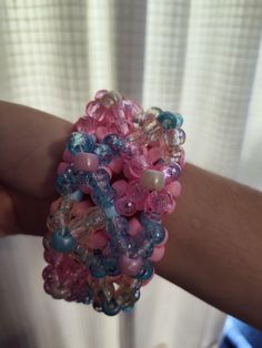 MLP inspired Kandi Cuff! Kandi Inspiration, Scene Goth, Kandi Cuff, Kawaii Jewelry, Bracelet Ideas