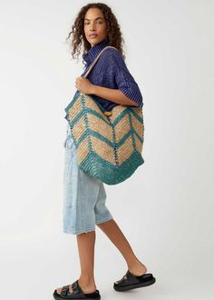 100% Raffia Tote bag. Made in India.