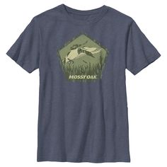 What started as a camouflage brand, has become a lifestyle! Go outside and connect with nature while you enjoy all your favorite outdoor activities like hunting, fishing, and more with officially licensed apparel for the whole family from Mossy Oak! This Boys' Mossy Oak Mallard Green Badge Graphic T-Shirt features a mallard getting ready to land and "Mossy Oak" printed in distressed lettering below. Represent your favorite outdoor brand on your next adventure today! Mallard Green, Tops Graphic, Boys Graphic Tee, Kids Clothes Boys, Graphic Tee Design, Hunting Clothes, Hunting Shirts, Mossy Oak, Mallard