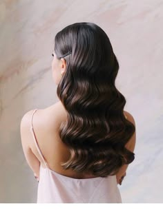 Hollywood Curls, בר מצווה, Wedding Hair Inspiration, Bridal Hair And Makeup, Formal Hairstyles, Wedding Hair And Makeup, Aesthetic Hair, Bride Hairstyles, Hair Dos